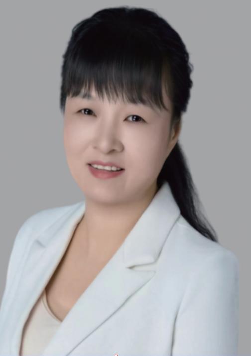 简田华 生物老师